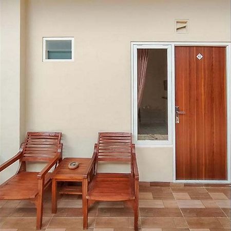 Reddoorz Near Bns Batu Hotell Tlekung Eksteriør bilde