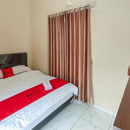 Reddoorz Near Bns Batu Hotell Tlekung Eksteriør bilde