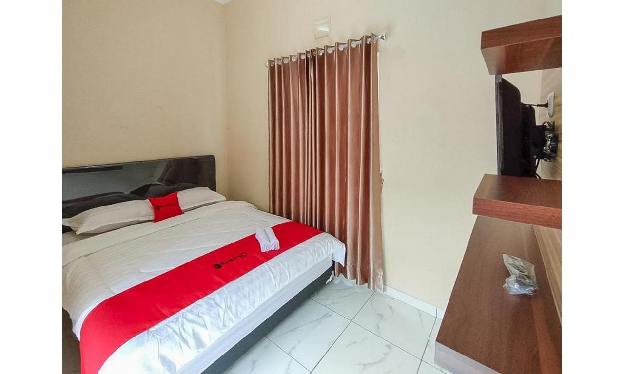 Reddoorz Near Bns Batu Hotell Tlekung Eksteriør bilde